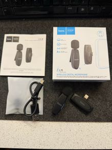 Hoco wireless microphone