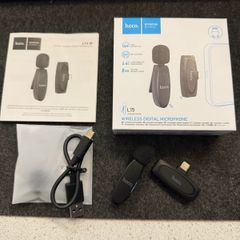 Hoco wireless microphone