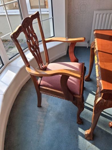 Chippendale Dining table