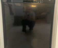 Logik Dishwasher (black) Ono - FOR COLLECTION BEFORE Wednesday