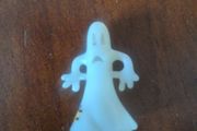 Halloween glow in the dark pencil topper