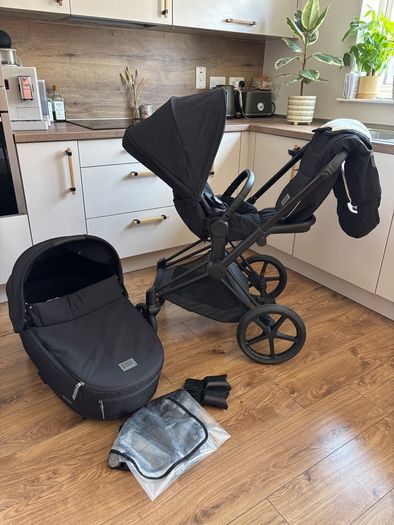 Cybex Priam Travel System
