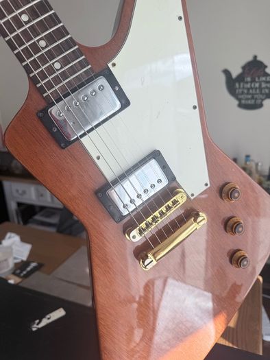 Gibson explorer