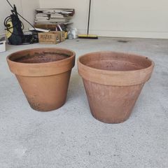 Garden pots various prices