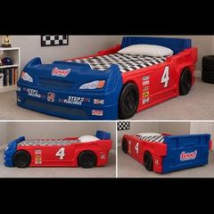 Racing car bed . single