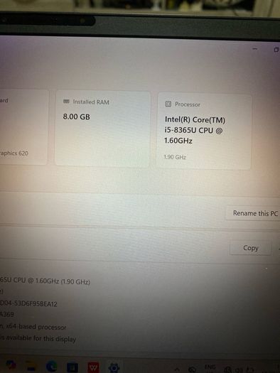 Dell  Latitude i5 pro 8/256 windows 11