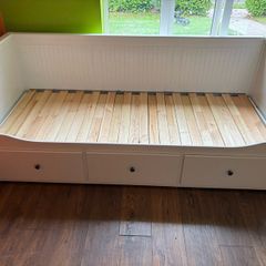 hemmes ikea day bed