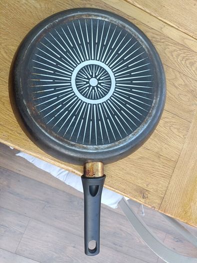Tefal 32cm frying pan