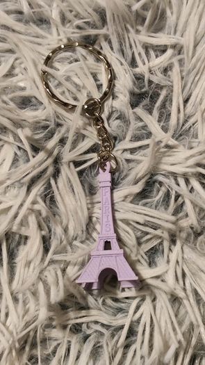 Paris in Your Pocket Eiffel Tower Keychain violet