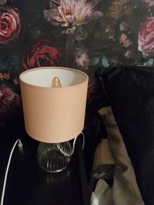 2 lamps