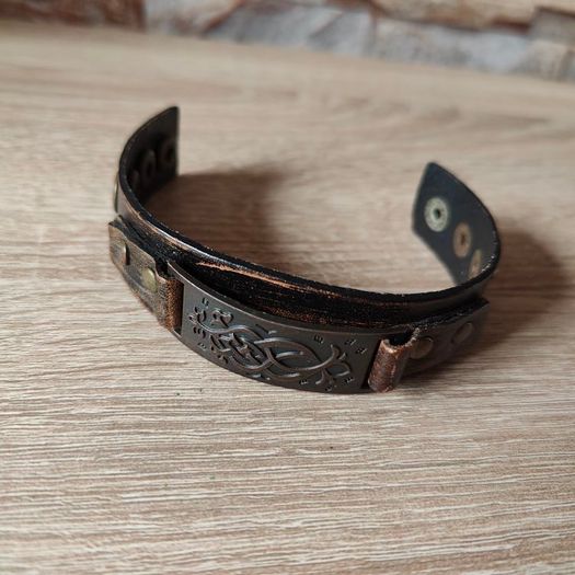PU Leather bracelet