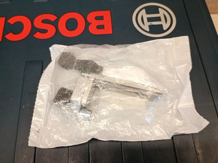 Bosch Palm Router 600W, Collet 6.35 mm, upto 8mm - GKF 600