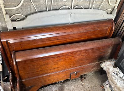 King Size Sleigh Bed