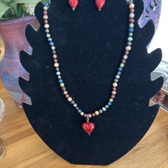 Necklace/Earrings Set - Coloured Pearls
