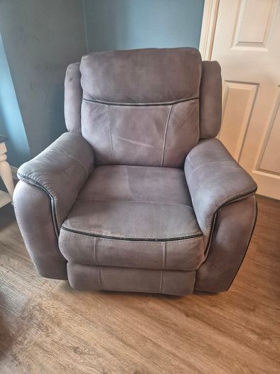 3 seater and sofa and single recliner