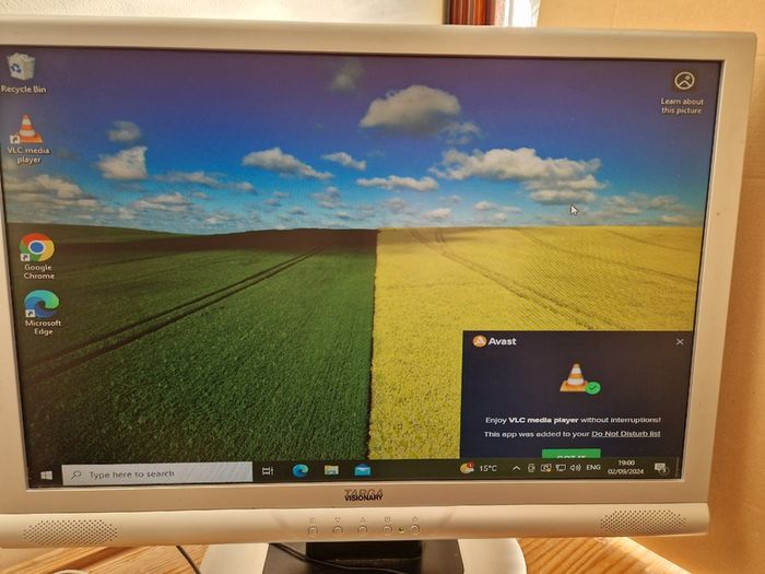 Targa Visionary 22" Monitor, Excellent Condition.