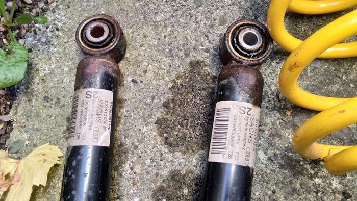 lowering suspension kit