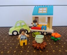 Lego Duplo Family House on Wheels 10986