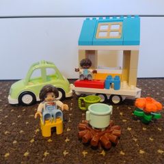 Lego Duplo Family House on Wheels 10986