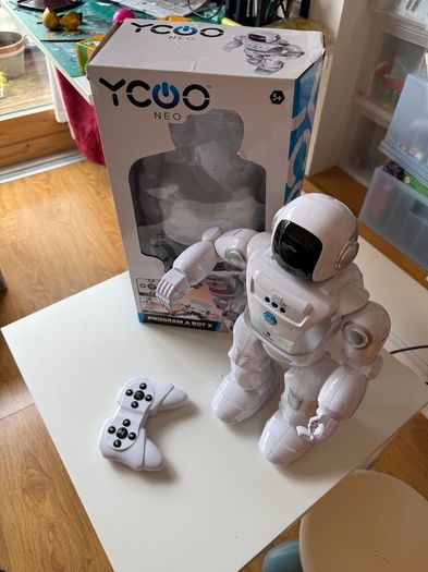 Silverlit Program a Robot