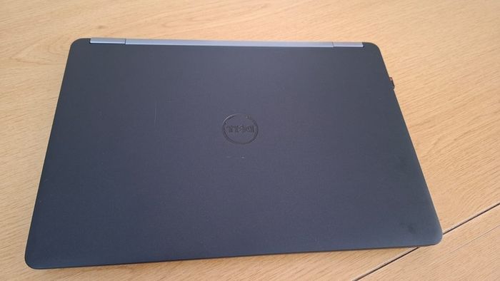Dell Latitude E7270 | Intel i7 | 16GB RAM | 256GB SSD | Win 11 Pro + FREE Logitech Mouse