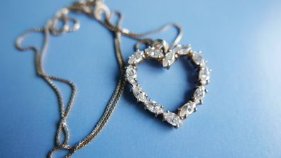 Sterling Silver 925 Pendant Necklace Open Heart with Stones 6,3g - 18"