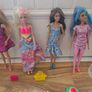 Barbies & accessories Image 10