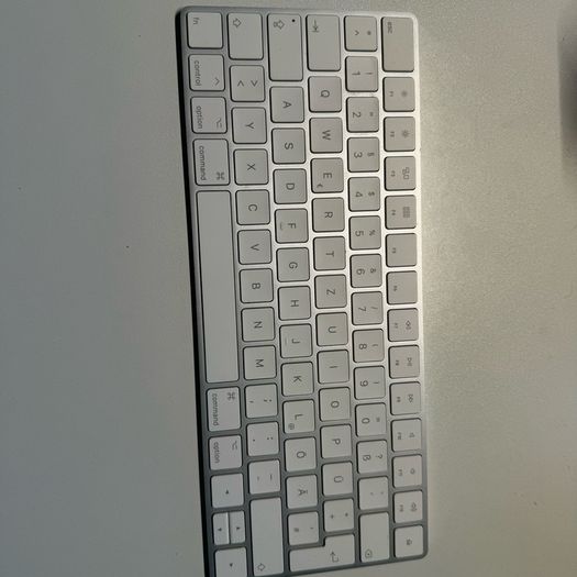 Apple Magic Keyboard Silver German QWERTZ Layout Model Number A1644