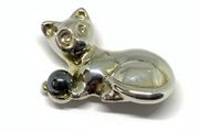 Vintage costume cat brooch