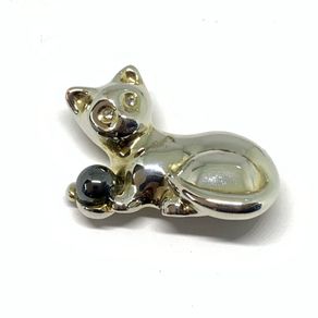 Vintage costume cat brooch