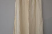 H&amp;M Cream Pencil Skirt L