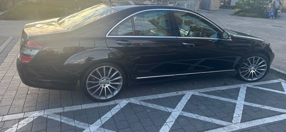 2006 Mercedes S320 CDI  Cream Leather  Automatic
