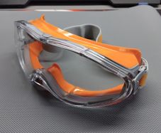 Safety goggles