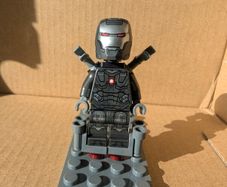 100% Lego War Machine Minifigure