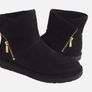 uggs Genuine brand new in their box never worn unwanted gift cost over 200 will sell for 110 euro Image 2