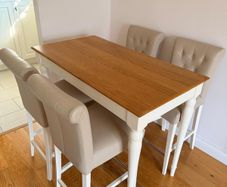 Dining bar table & chairs
