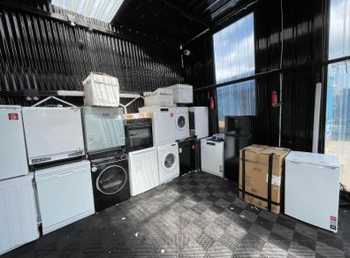 Bulk Appliance Clearance Stock For Parts Or Repair 27 Units Only 600 Euro