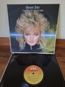 Bonnie Tyler - Faster than the speed of Light