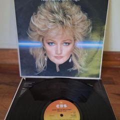 Bonnie Tyler - Faster than the speed of Light