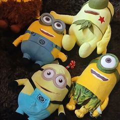 5 Minions stuffed toys