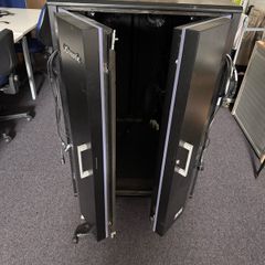 acoustic server/rack cabinet