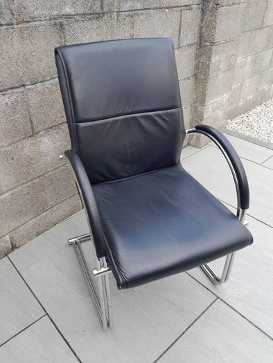 1970's Chrome Tube Leather Chair. Vintage 70's collectable design classic