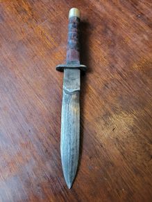 Hunting knife