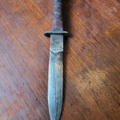 Hunting knife