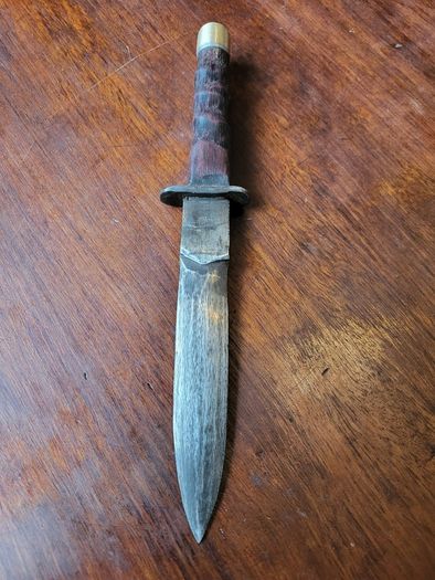 Hunting knife