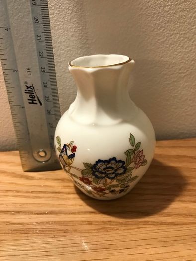 Vintage Royal Tara Mini Bud Vase