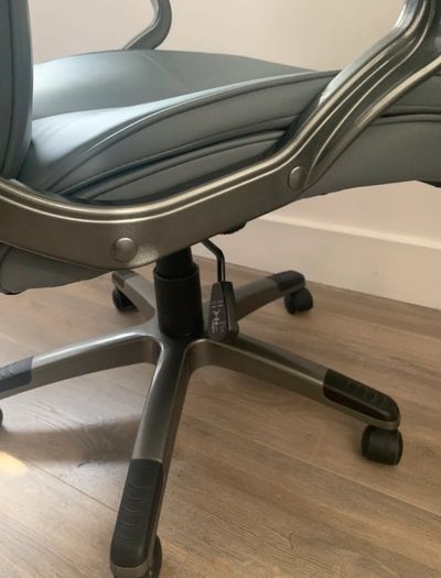 Executive Grey Office Chair, As New, Collection Only (Limerick)