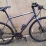hybrid bike Image 7