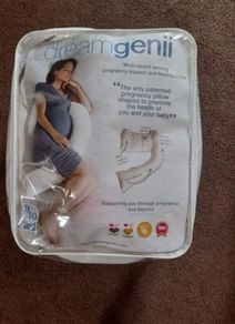 Dream Genii pregnancy pillow