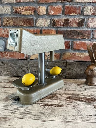 vintage Scales Money Checker
